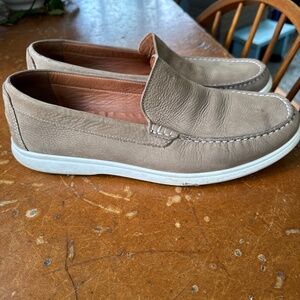 Johnston and Murphy Sheepskin loafers. Size 11
